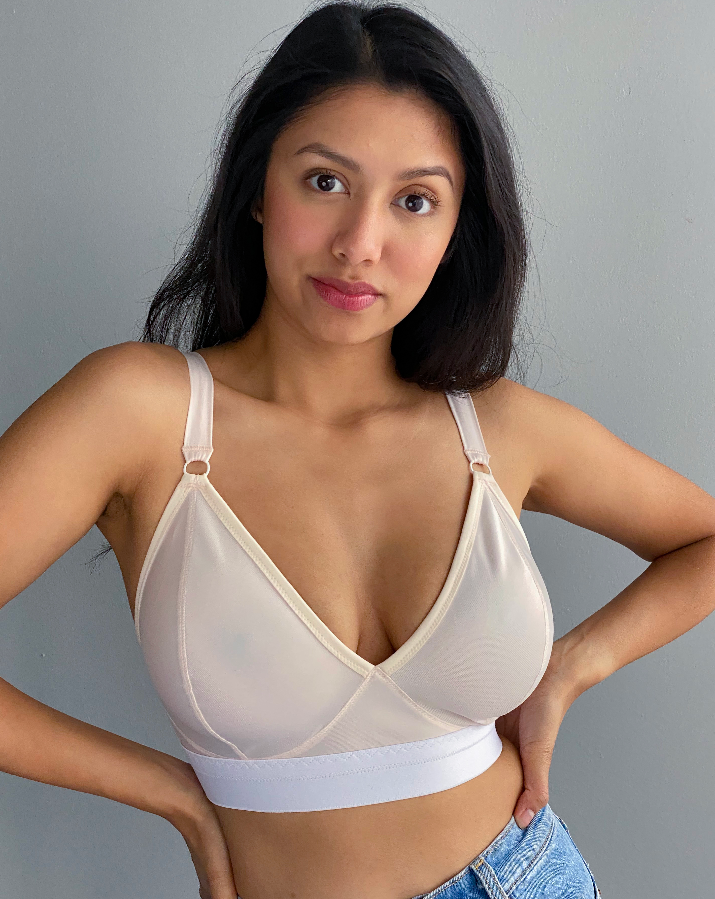 RUBIES CUSTOM BRAS: CAITLIN WEARING OUR SAHAARA SOLIDS WIREFREE BRA.