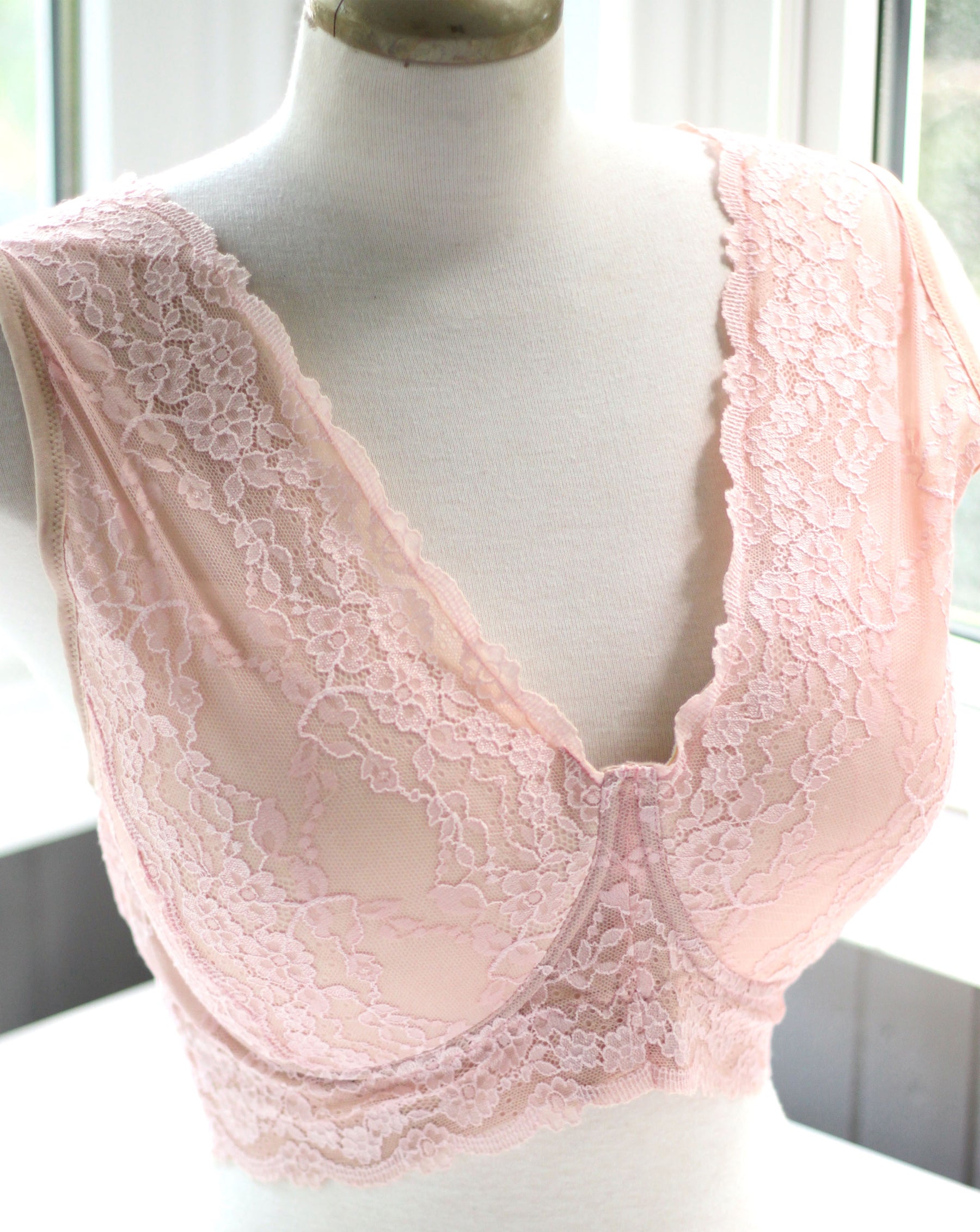 Specialty Bras & Commissions